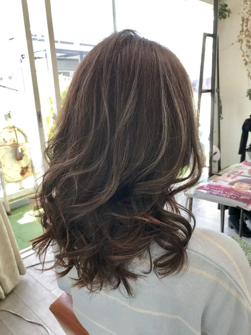 ロング カラー 透明感カラー ハイライトカラー 外国人風カラー ハイライト Akua【代表】 Kazumaのヘアスタイル