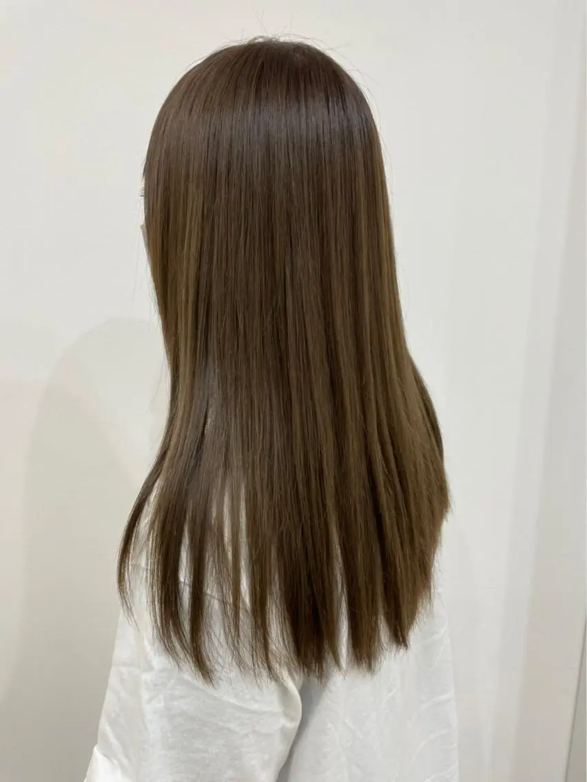 セミロング カラー 熊谷 将稔のヘアスタイル