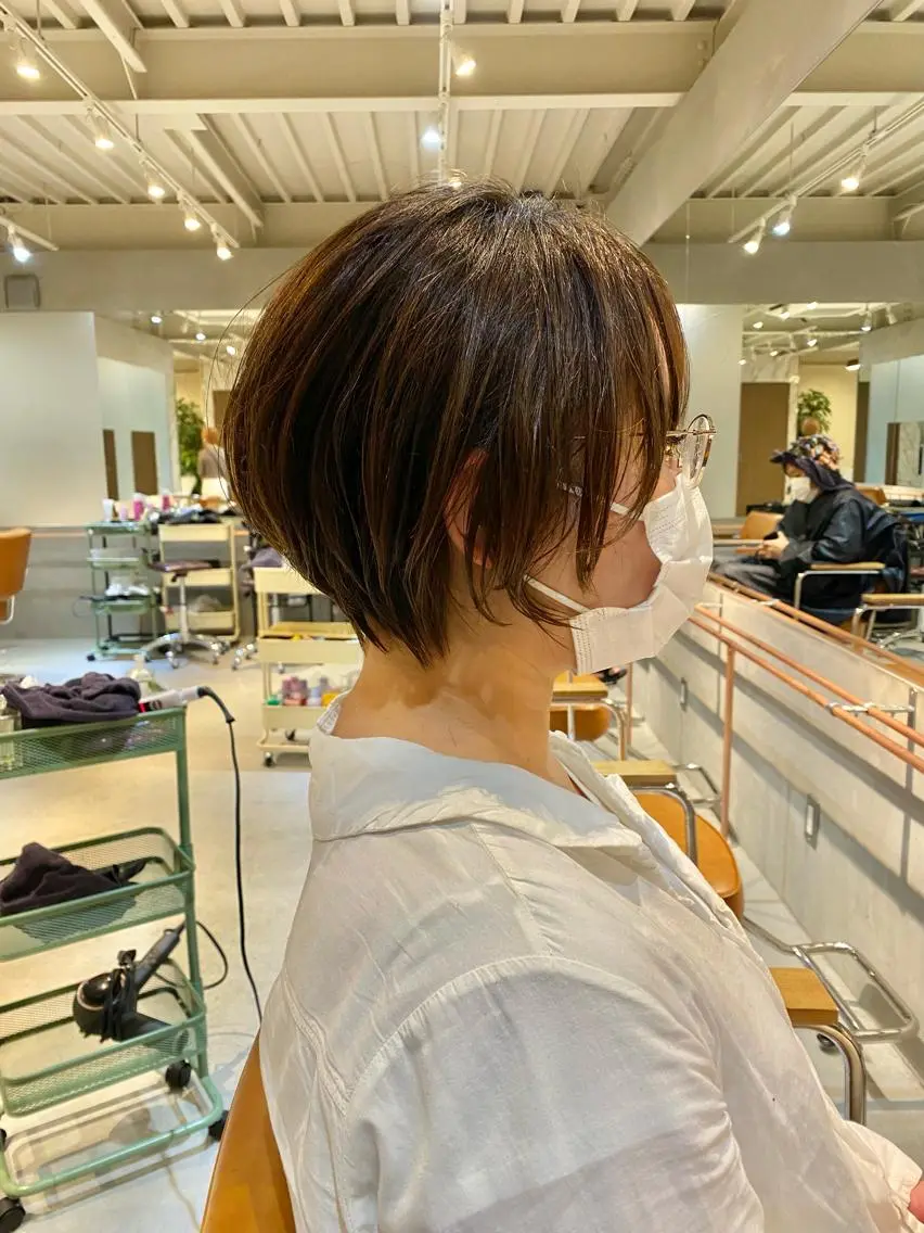 ショート カット ハイトーン×似合わせ 🌱中川慎之介のヘアスタイル