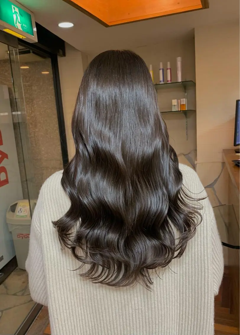 ロング カラー ベージュカラー ブリーチ ブリーチなしカラー 矢野 晃平のヘアスタイル
