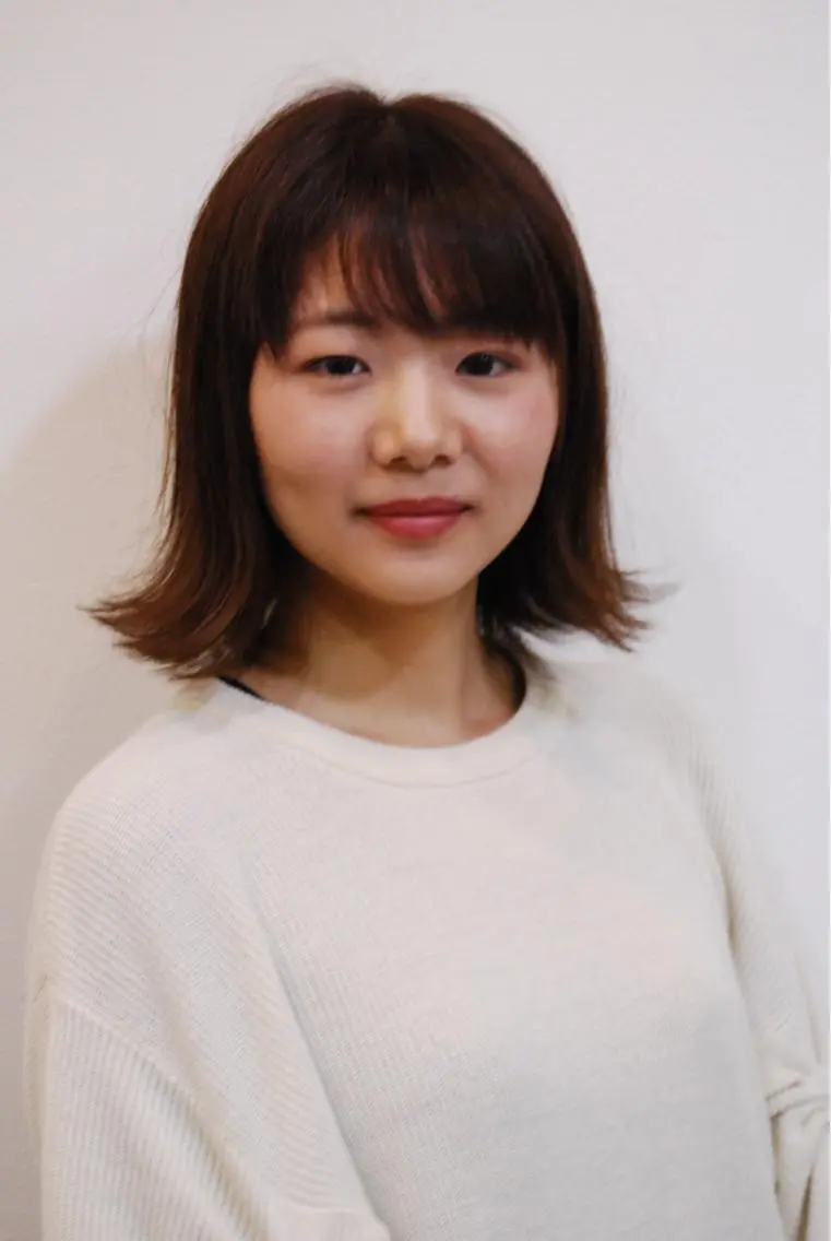 ミディアム カラー ボブ 外ハネヘア 鈴木 健太のヘアスタイル