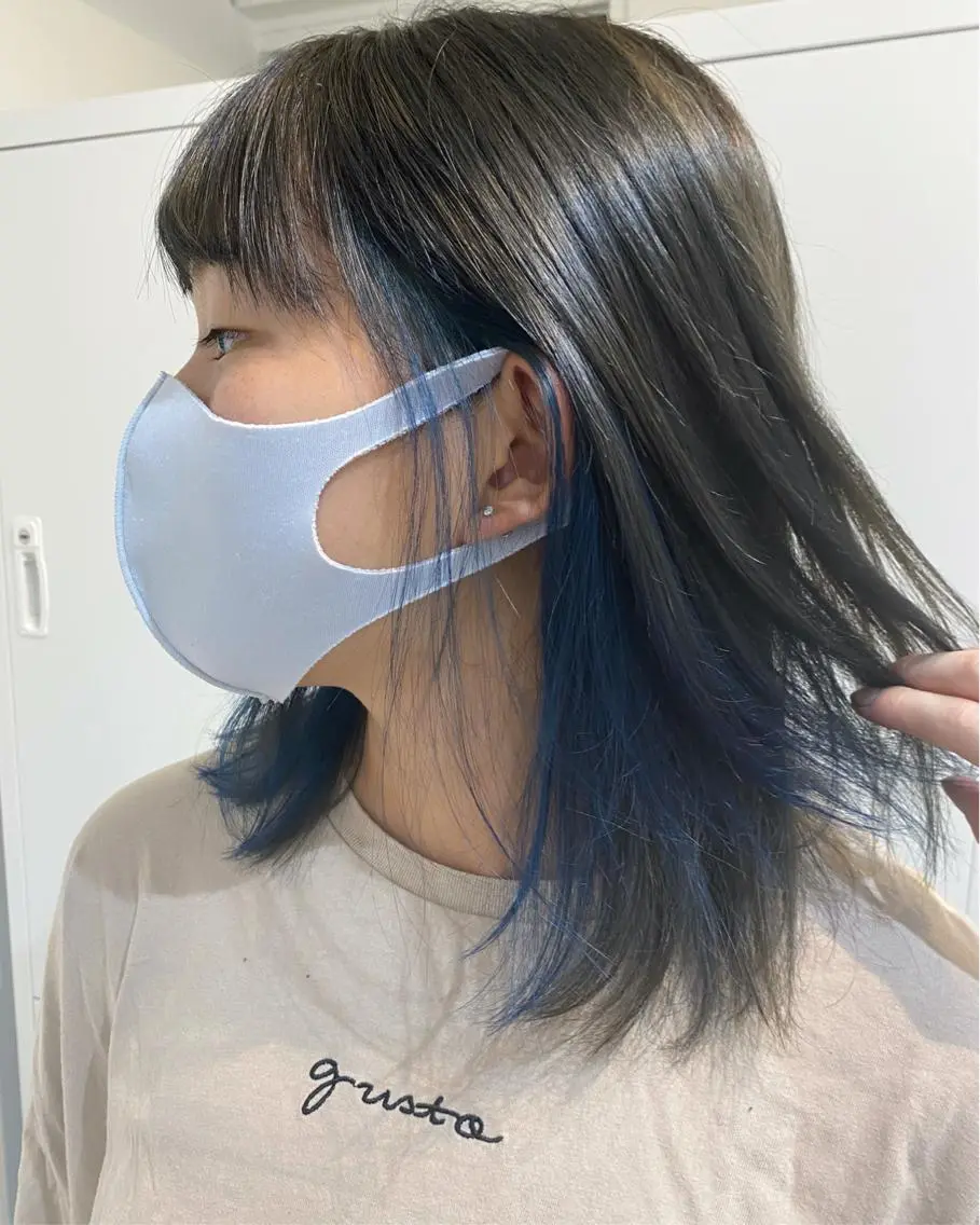 ショート カラー ブルーカラー 🎀暖色カラー🎀 おかだみほのヘアスタイル