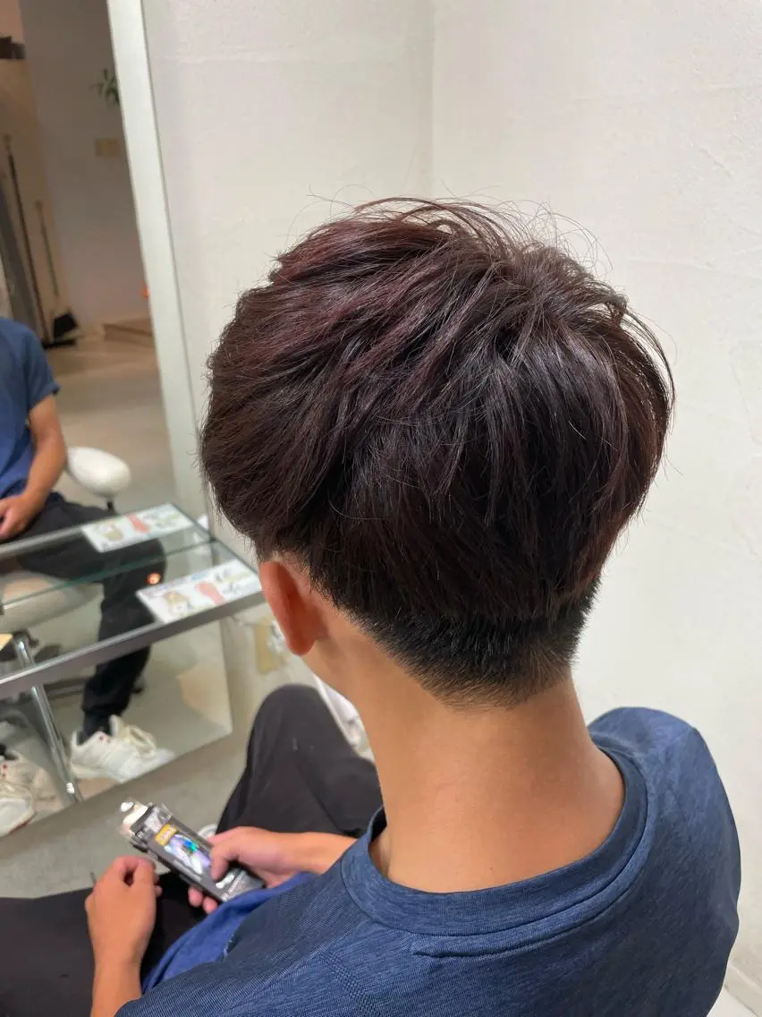 ショート カラー メンズ マッシュ ブラウンカラー ピンクカラー ピンクブラウン カット 藤田 聖矢のヘアスタイル