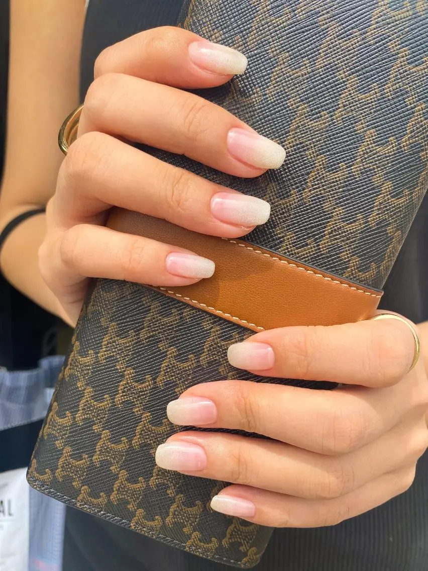 ネイル ハンドネイル nailsalon ULLのネイルデザイン