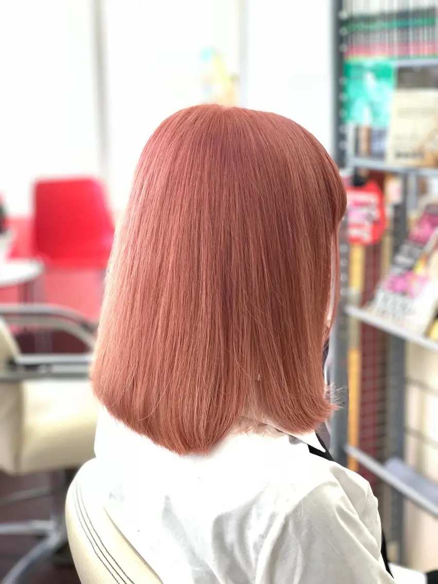 セミロング ヘアカラー たけい ゆうきのヘアスタイル