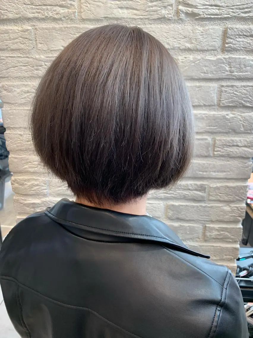 ショート カラー 韓国レイヤー×艶髪 ハイトーンRyukiのヘアスタイル