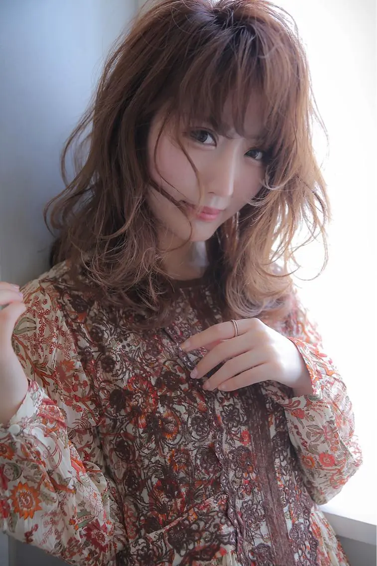 ロング ヘアカラー 鬼頭 洋吏のヘアスタイル