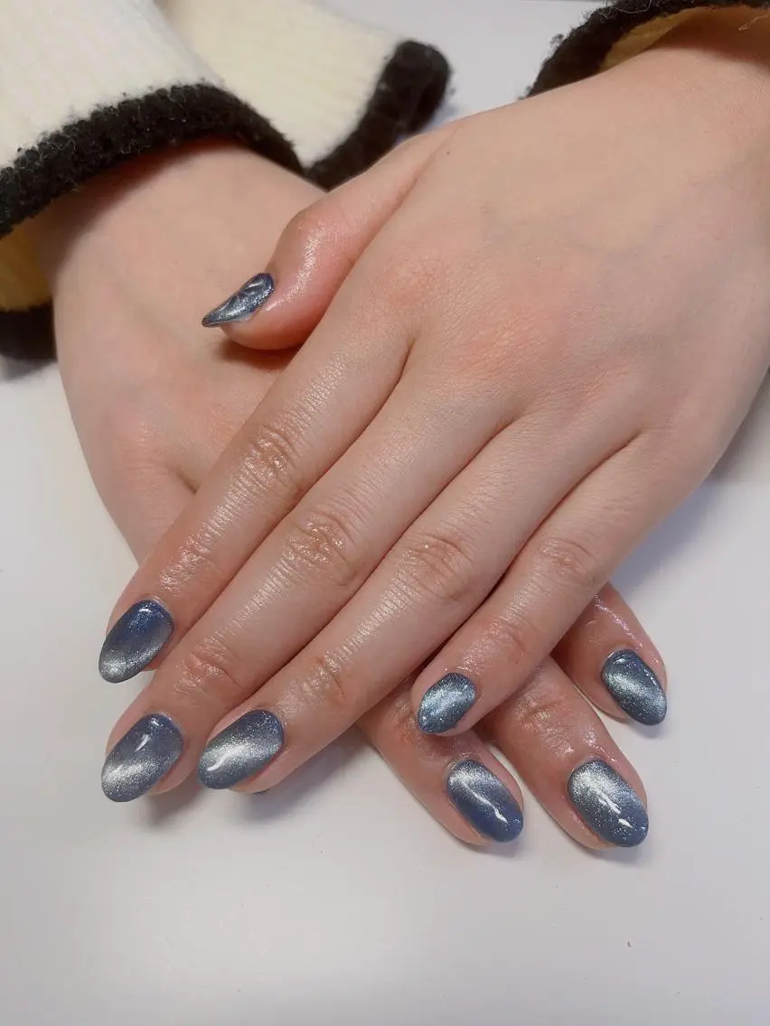 ネイル マグネットネイル Emmi salonのネイルデザイン