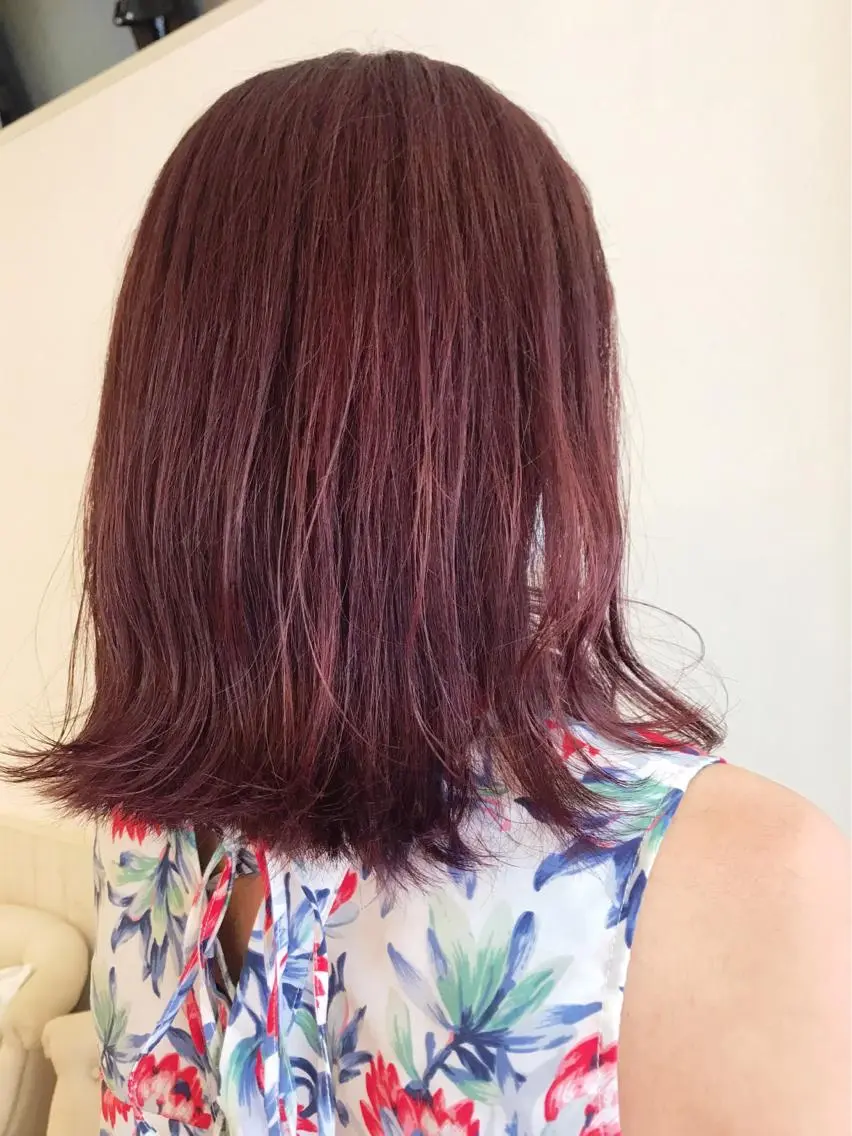 ミディアム カラー バイオレットカラー 松島 涼花のヘアスタイル