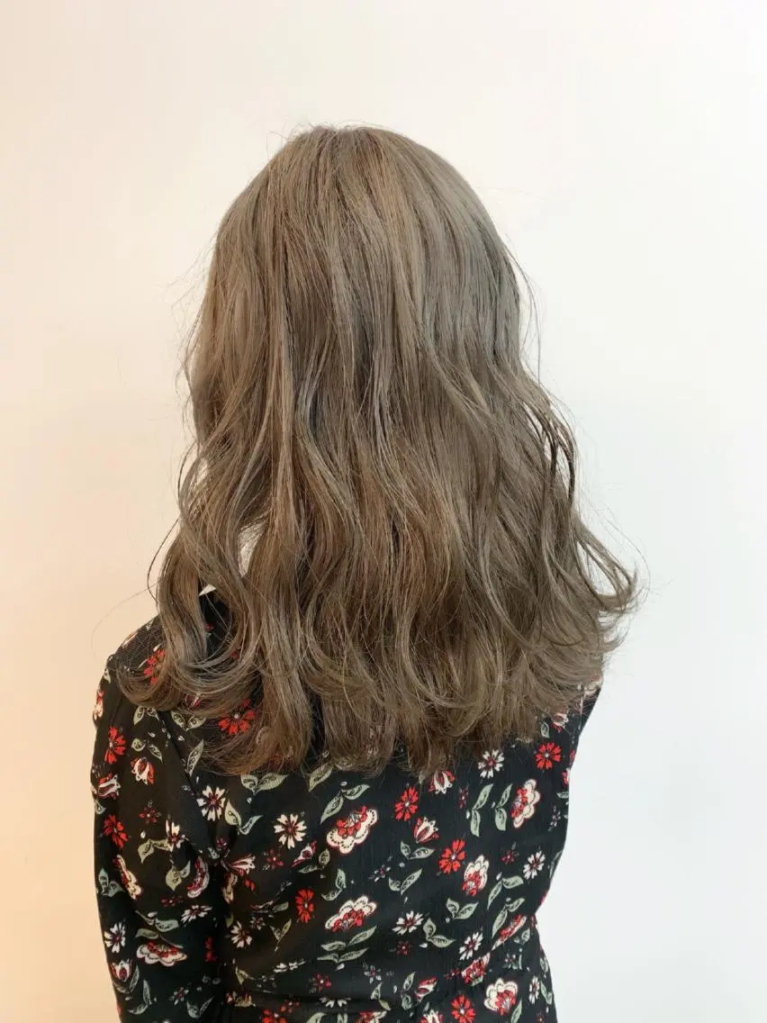 ロング 透明感カラー✂︎ YUKAのヘアスタイル