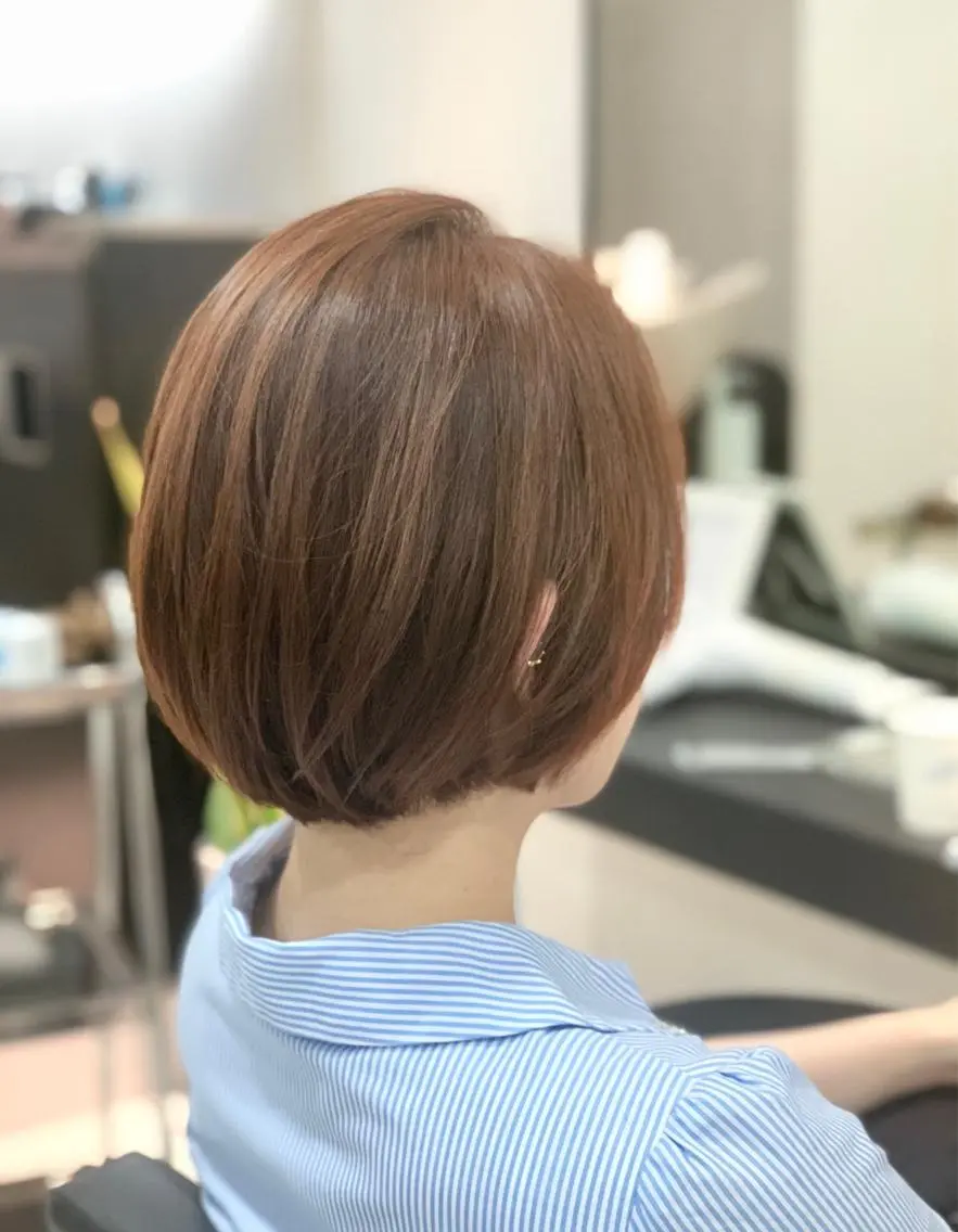 ショート カット ヘアカラー トリートメント 秋葉 一郎のヘアスタイル