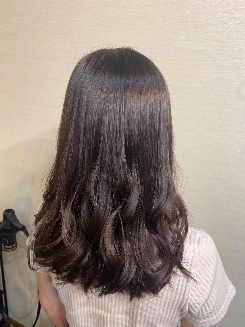 セミロング カラー ヘアカラー トリートメント Tr　Spa Salon Careのヘアスタイル