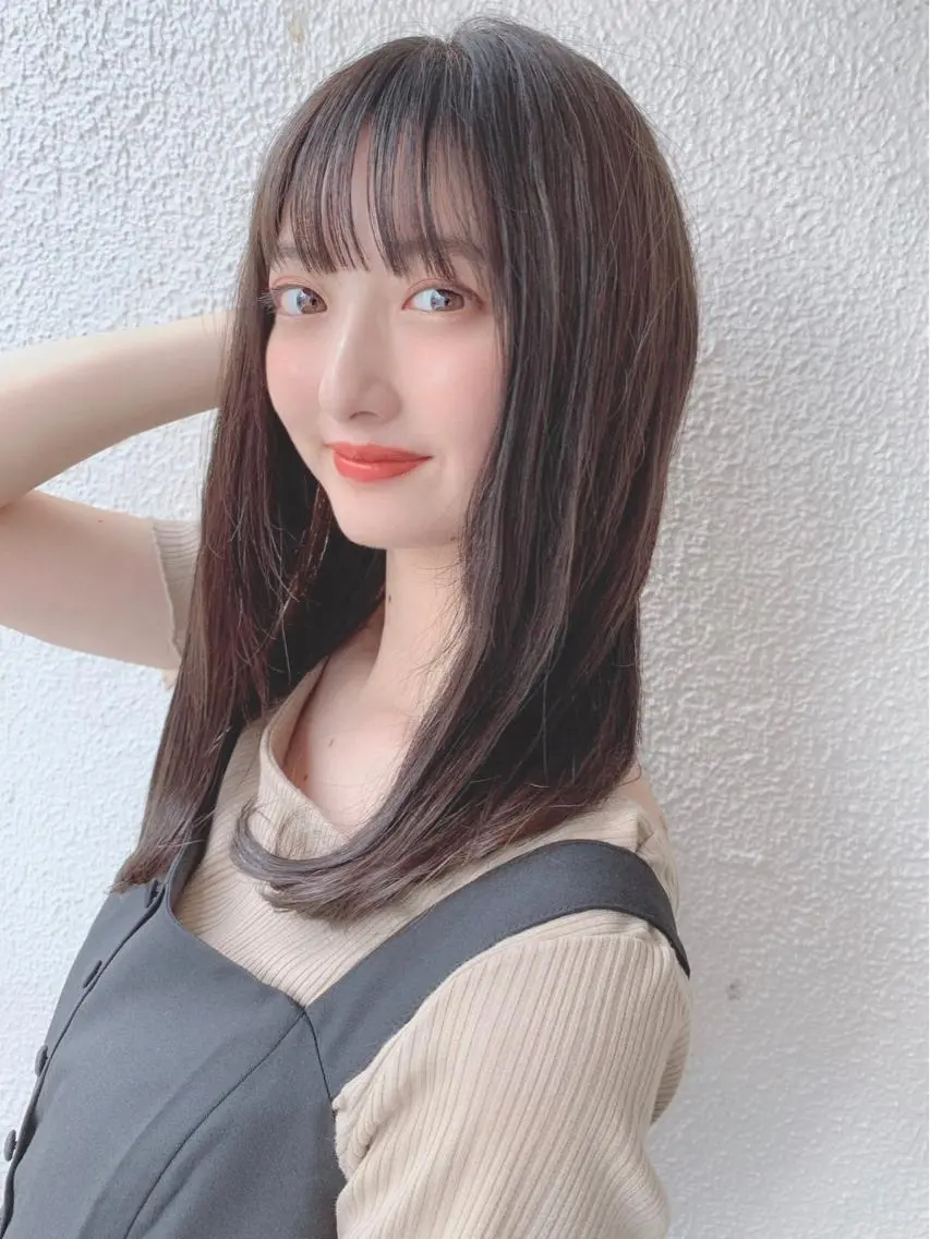 セミロング カラー パーマ ヘアアレンジ アディクシーカラー 透明感カラー 【公式】amble luxe池袋東口🩷のヘアスタイル