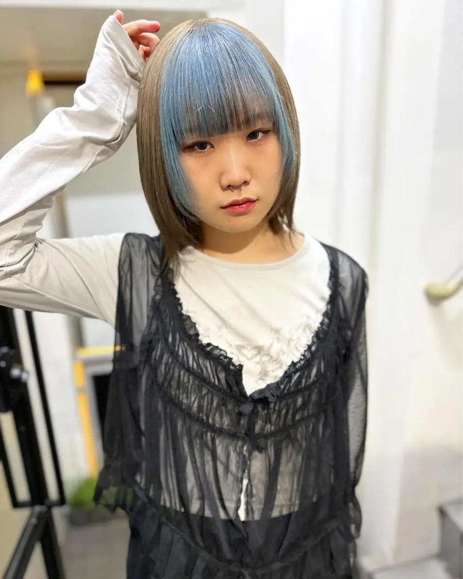 ショート ヘアカラー THE MAISONのヘアスタイル
