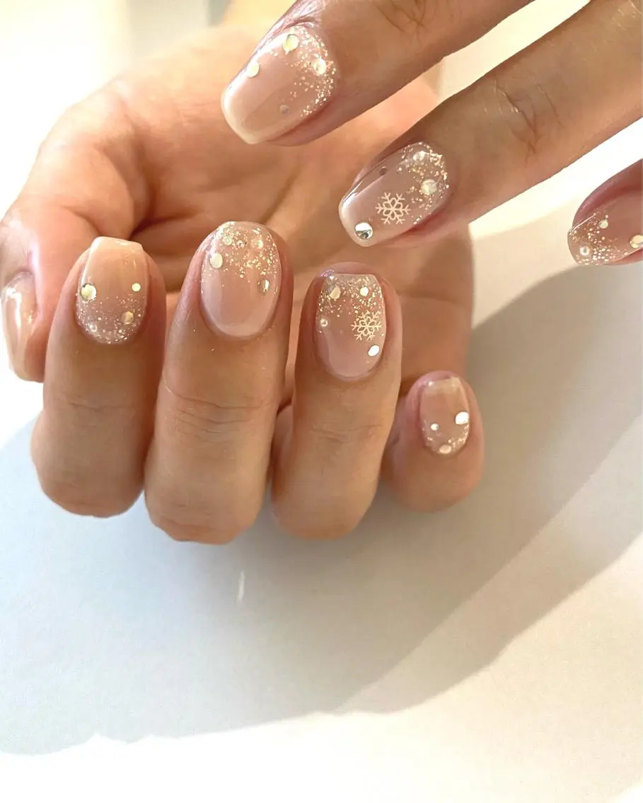ネイル 冬ネイル クリスマス ハンドネイル Ann nailのネイルデザイン