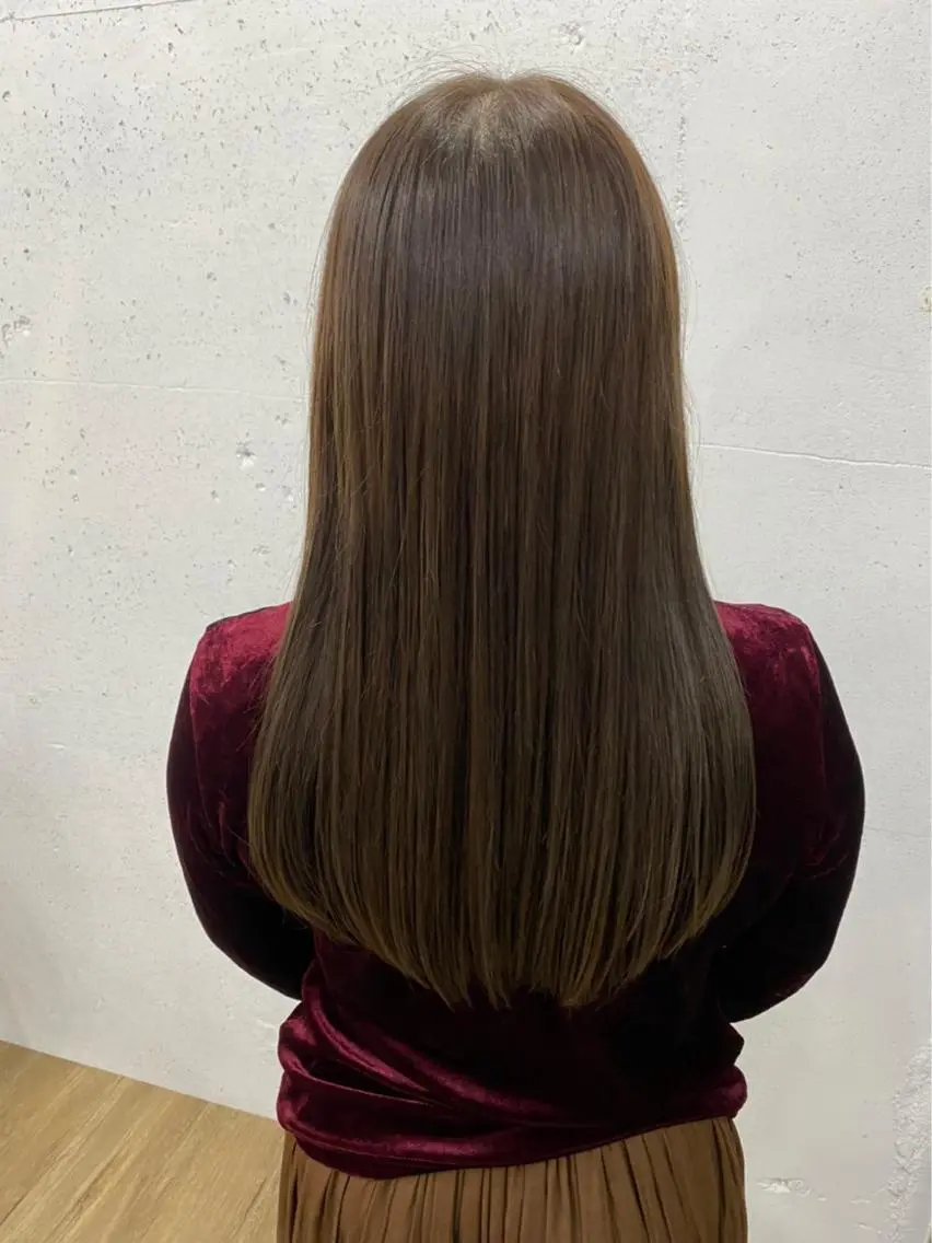 セミロング カラー pif designのヘアスタイル