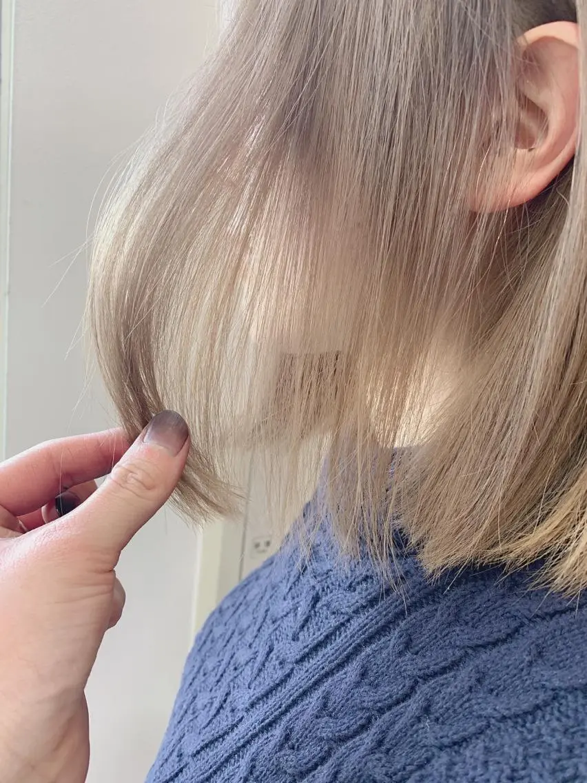 ミディアム カラー カット ヘアカラー トリートメント 白髪ぼかしハイライト 柳川拓哉のヘアスタイル