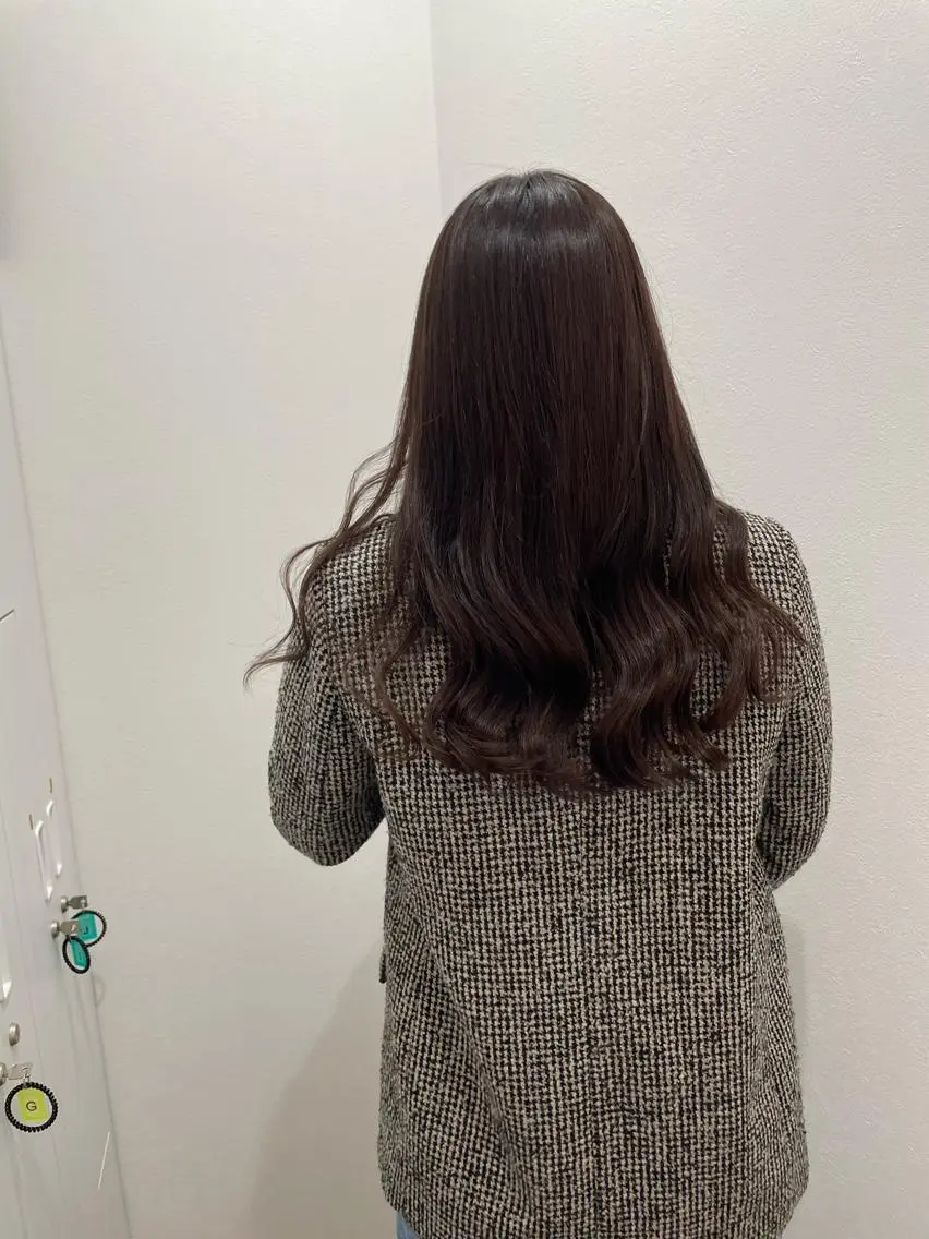 ロング カラー ヘアアレンジ グレージュ カット ヘアカラー 山本 愛永のヘアスタイル