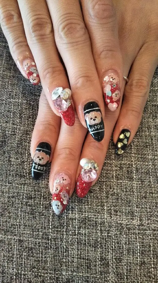 ネイル ゴージャス キラキラネイル スカルプネイル private salon mieのネイルデザイン