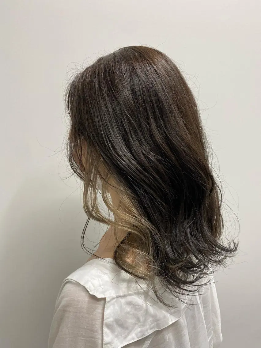 セミロング 村山 豪歩のヘアスタイル