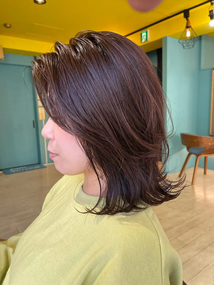 ミディアム カラー ラベンダーカラー ピンクカラー ピンクラベンダー レイヤーカット カット ヘアカラー トリートメント 末石 智のヘアスタイル