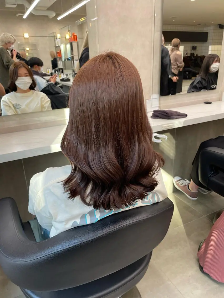 ミディアム カラー パーマ ヘアアレンジ メンズ キッズ ネイル マツエク・マツパ アイブロウ 🦋縮毛/韓国レイヤ ー/透明感カラー🦋のヘアスタイル