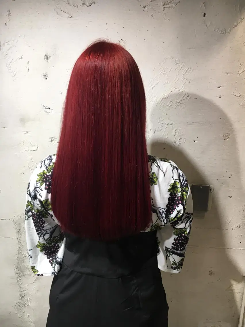 ロング カラー ヘアアレンジ レッドカラー バイオレットカラー ✨艶髪✨透明感✨ 山内大樹のヘアスタイル