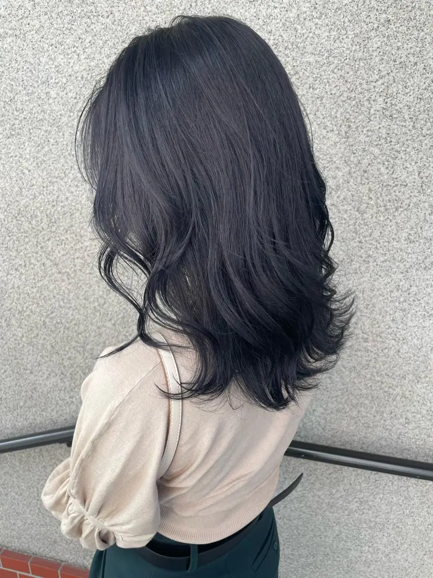カラー 🪼艶カラー🪼 田口彩香のヘアスタイル