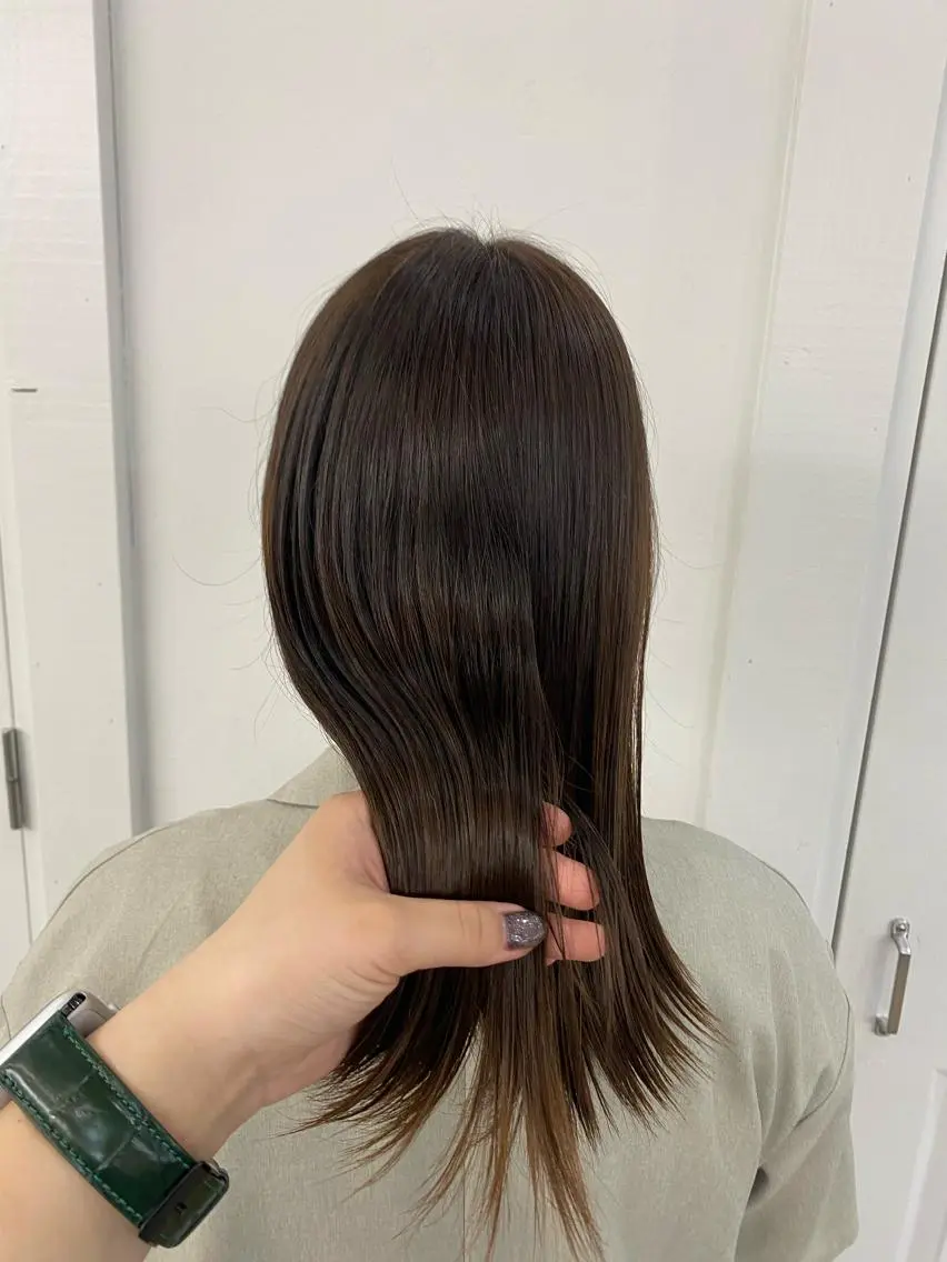 カラー ブラウンカラー 透明感カラー ナチュラル大人っぽい スタイル MAORIのヘアスタイル