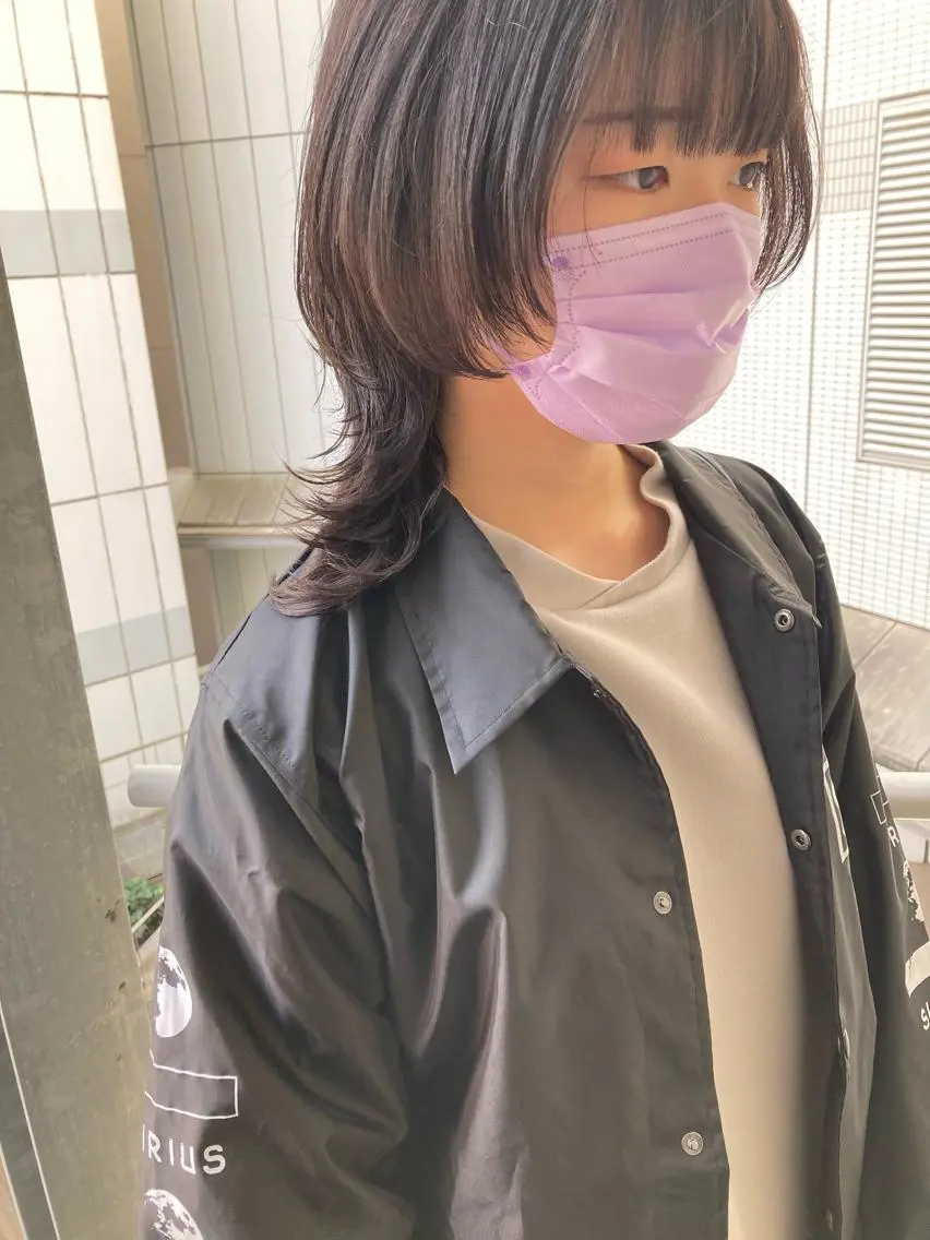 セミロング ウルフカット カット ヘアカラー 武内 凌 TELAHAIRのヘアスタイル