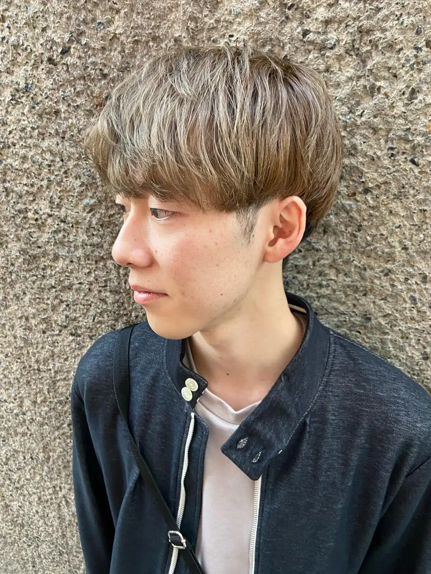 ショート カラー パーマ ヘアアレンジ メンズ メンズブリーチ ブリーチ 透明感カラー カット ヘアカラー トリートメント ちこ .のヘアスタイル