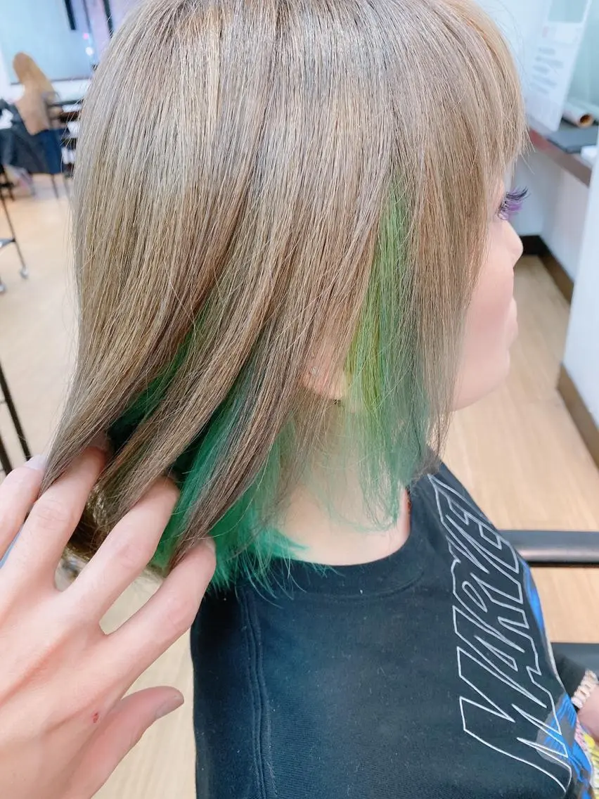 ミディアム ヘアカラー 藏本 剛史のヘアスタイル