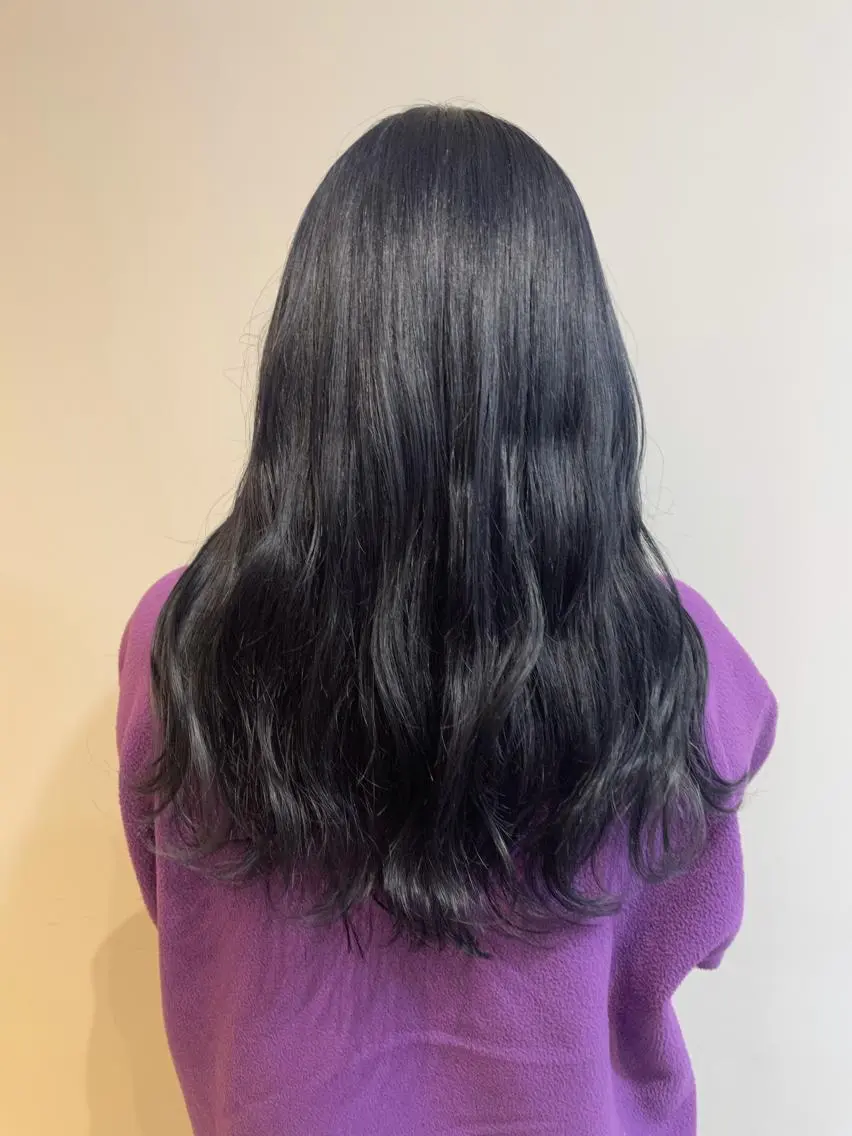 セミロング カラー 黒髪 ブルーカラー ブルーブラック ヘアカラー 中目黒🌼 🌼ハナのヘアスタイル