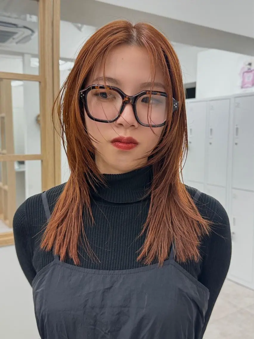 セミロング カラー 髪質改善 縮毛矯正 カット ヘアカラー トリートメント ヘッドスパ newi fhami 吉祥寺のヘアスタイル