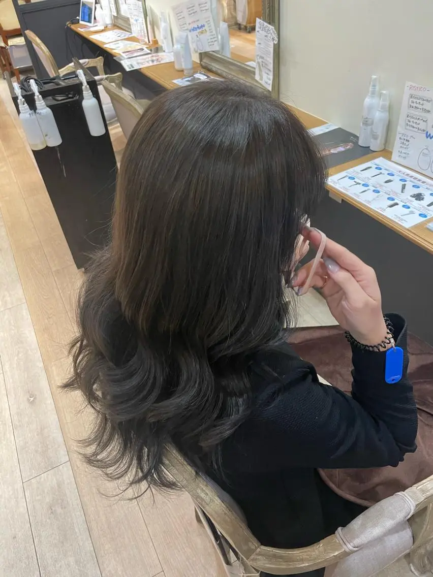 セミロング カラー Hikari 髪質改善🩵ᩚ🫧のヘアスタイル