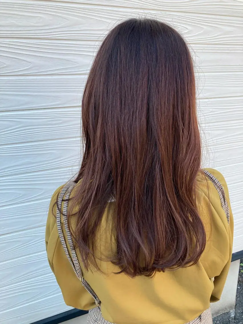 ロング ビヨウシツトリコ よねたにみなのヘアスタイル