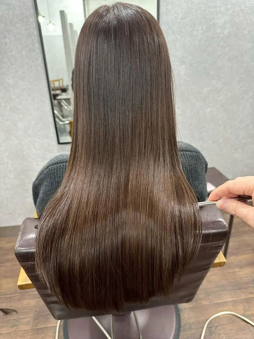 カラー ヘアカラー トリートメント ili 梅田のヘアスタイル