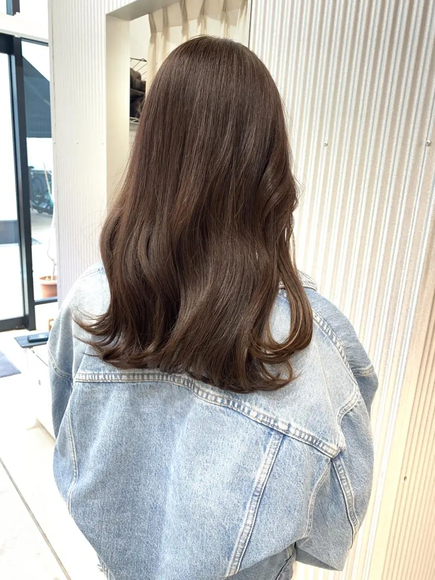 セミロング カラー ヘアアレンジ カット ヘアカラー トリートメント yuka .のヘアスタイル