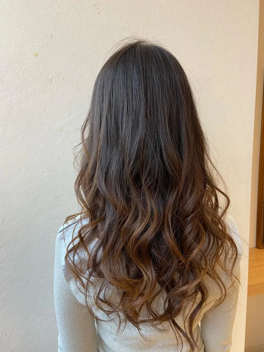 ロング 外国人風カラー レイヤーカット ✨髪質改善/透明感✨ 西野 陽のヘアスタイル