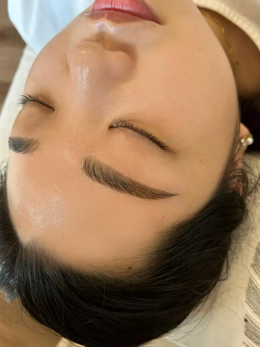 アイブロウ ハリウッドブロウリフト ワックス脱毛 その他(アイブロウ) Lassy keikoの眉毛・アイブロウイメージ