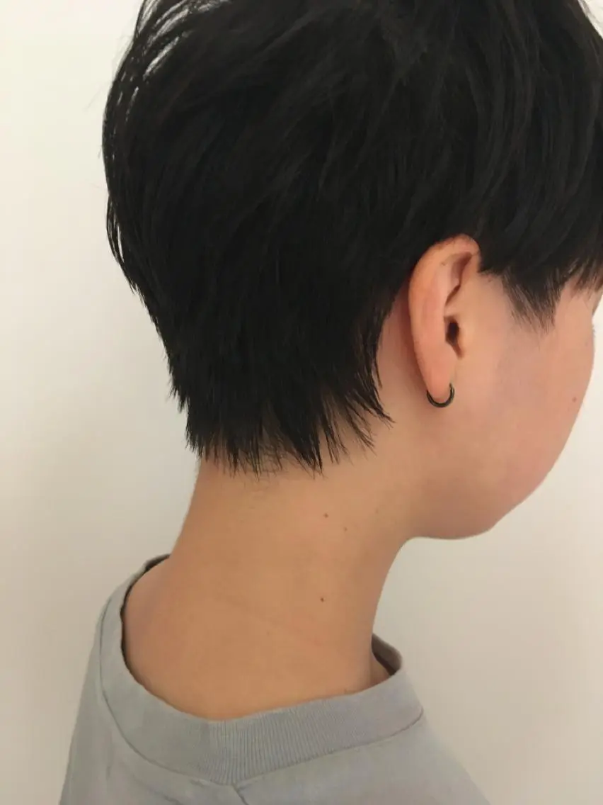 ショート カット 坂上 岳のヘアスタイル