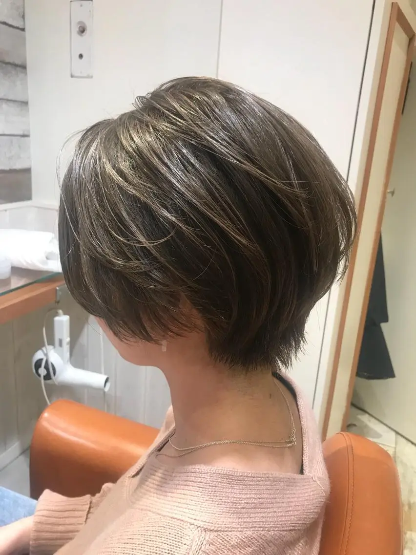 ショート カラー 清水 ちひろ ✄トップスタイリストのヘアスタイル