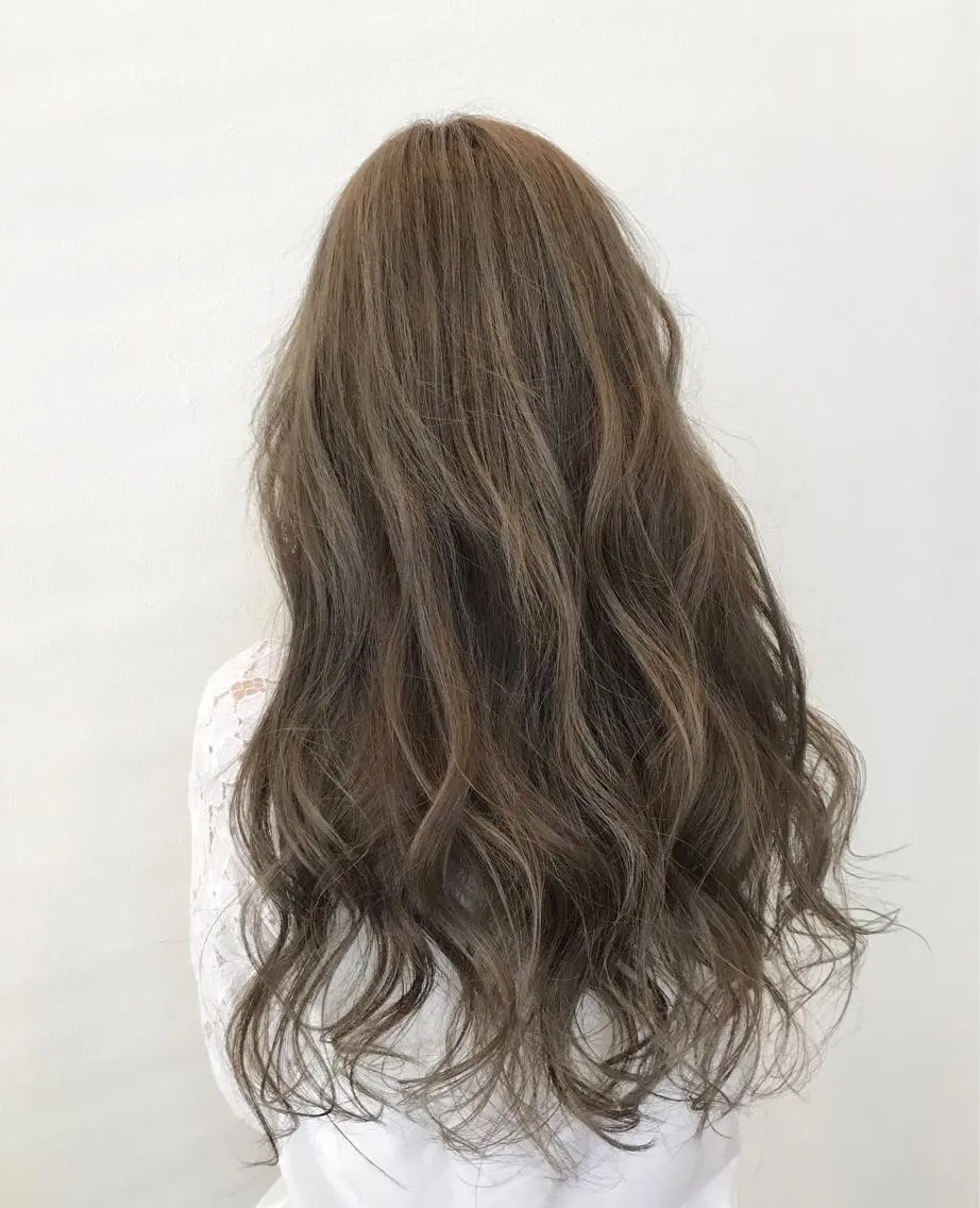 ロング ヘアカラー 松崎 崇のヘアスタイル