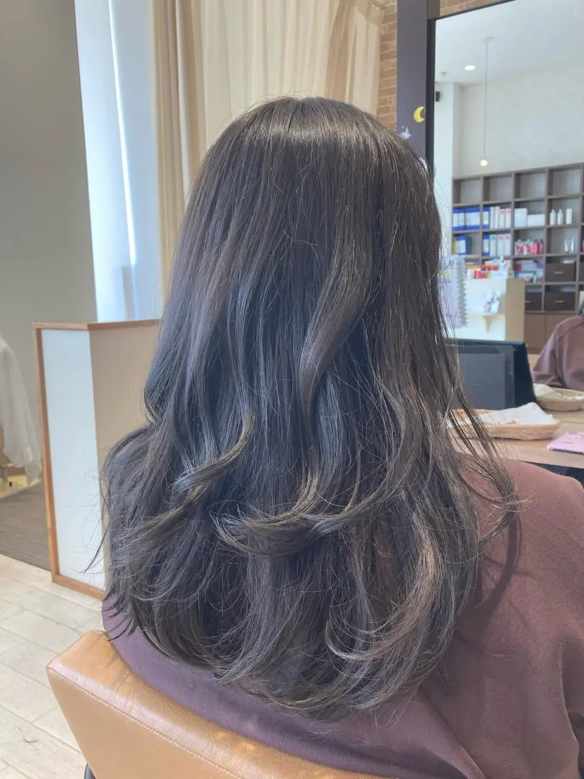ロング カラー カット ヘアカラー トリートメント 斉藤 三千夫のヘアスタイル