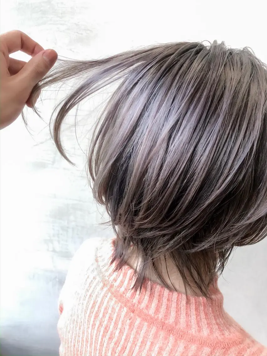 ショート カラー ヘアアレンジ メンズ ラベンダーカラー ヘアカラー トリートメント TOMO GEEKS代表のヘアスタイル