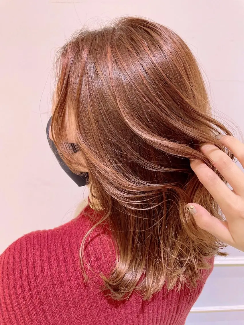 ミディアム カラー ブラウンカラー ハイライトカラー オレンジ オレンジブラウン ハイライト カット ヘアカラー トリートメント 🦖鶴岡 香純🦖のヘアスタイル