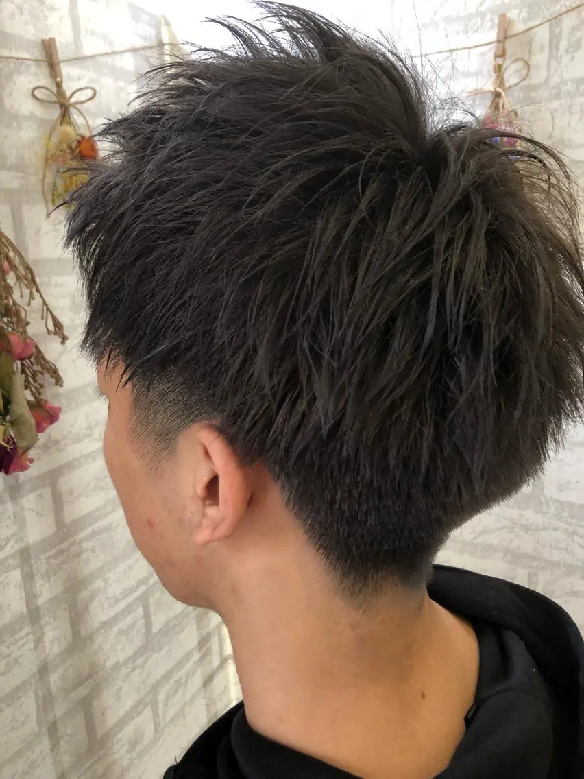 カラー メンズ アッシュ ダークグレー カット ヘアカラー トリートメント 🌸Cielo🌸 KENのヘアスタイル