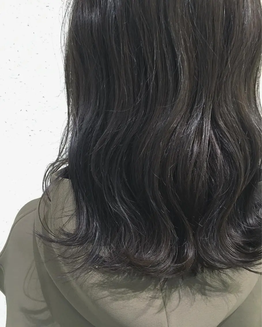 ミディアム カラー ブリーチ 透明感カラー グレージュ ブリーチなしカラー カット ヘアカラー 💎髪質改善💎 西森千夏のヘアスタイル