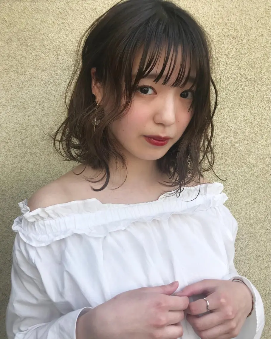 ミディアム カラー パーマ 🍋透け感カラー🍃 オリーブ🍐Kahoのヘアスタイル