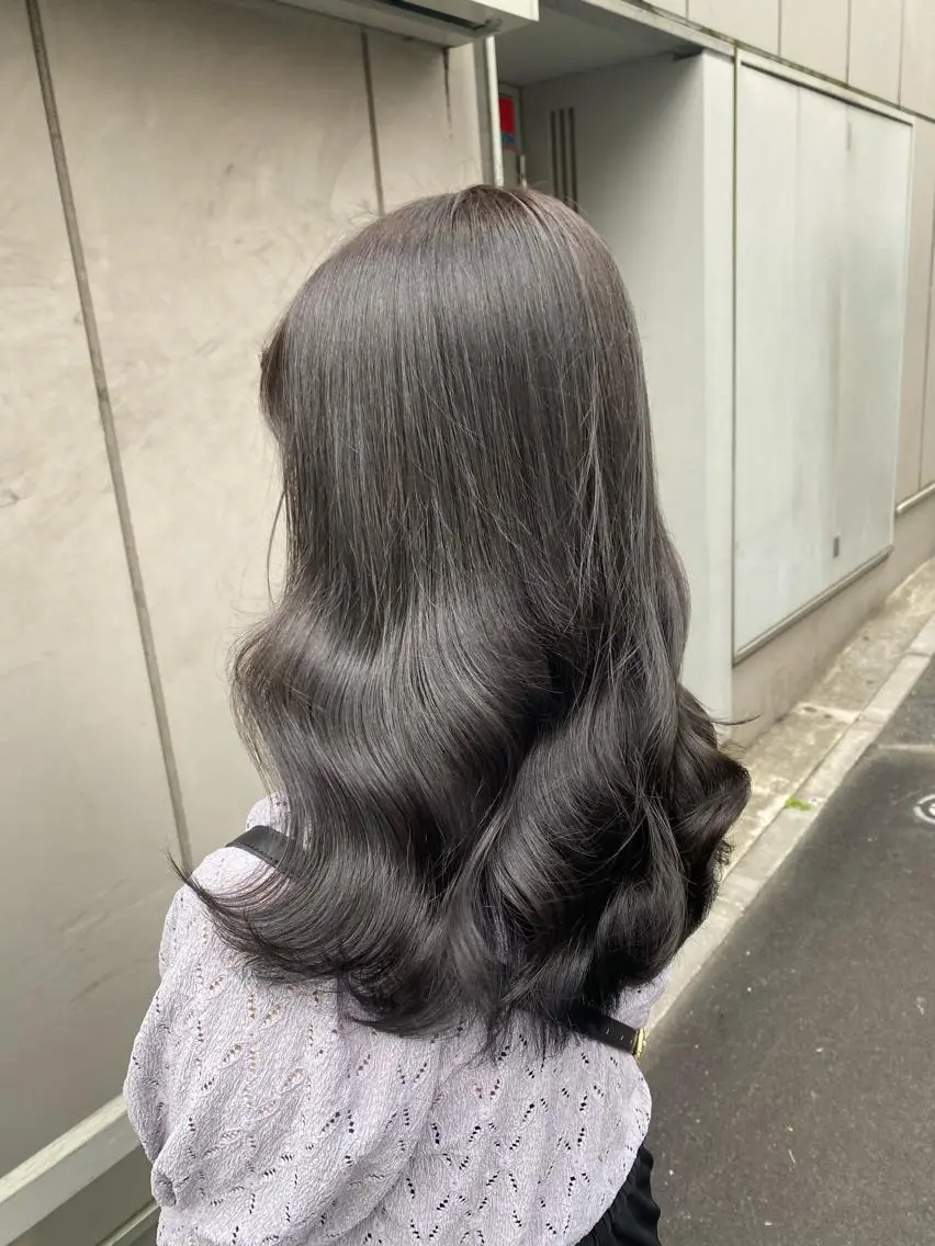 ロング カラー ブラウンベージュ🤎 ブリーチなし🤎のヘアスタイル
